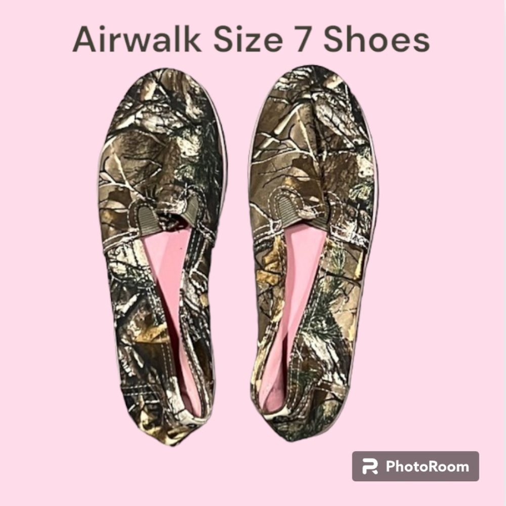 Airwalk Size 7 Camo Slip On Sneaker Shoes
